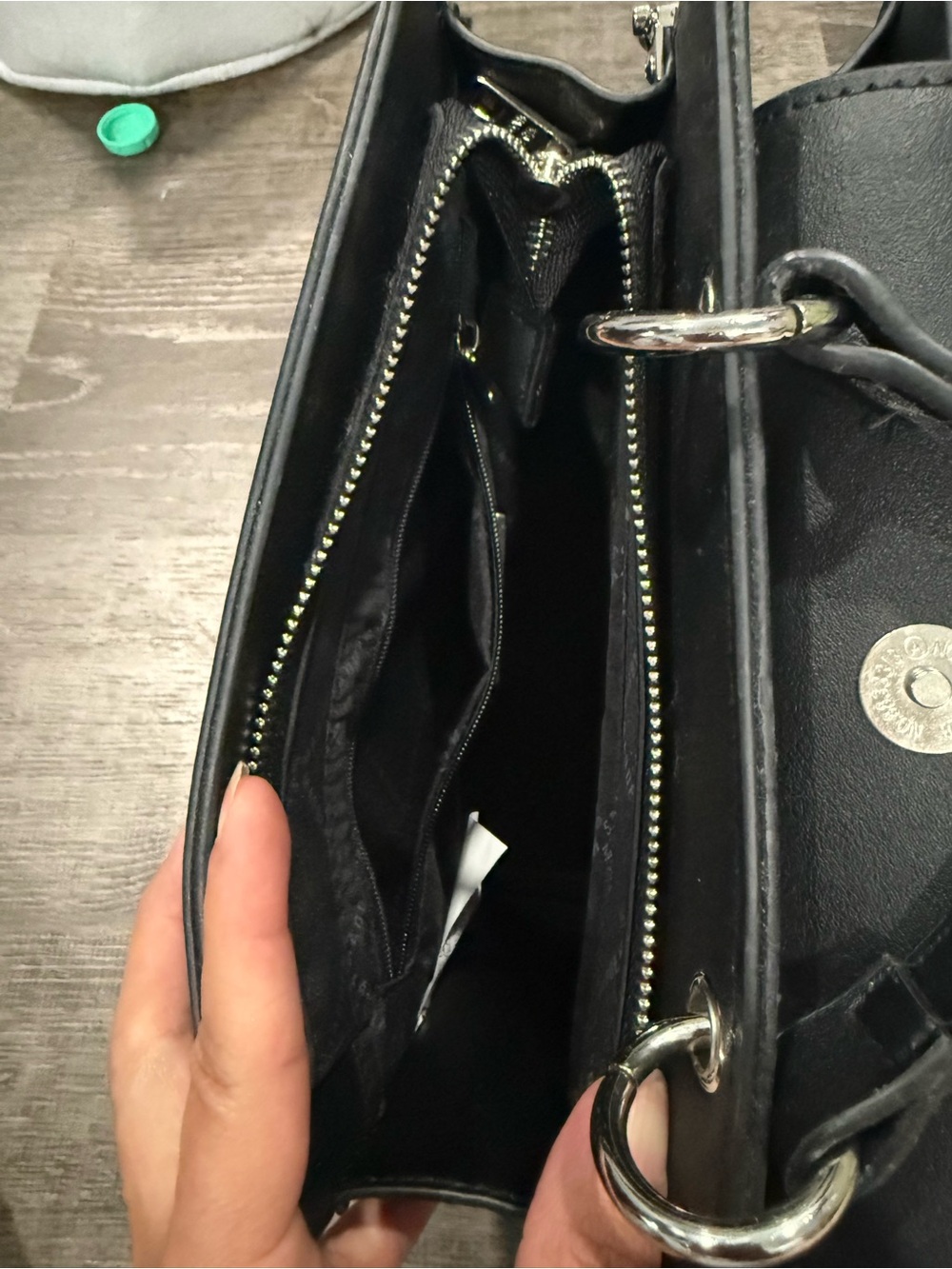 Steve Madden Black Structured Top-Handle Evelyn bag - Picture 7 of 10